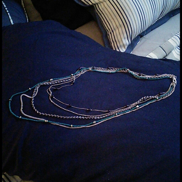 Lia Sophia necklace - Picture 2 of 7